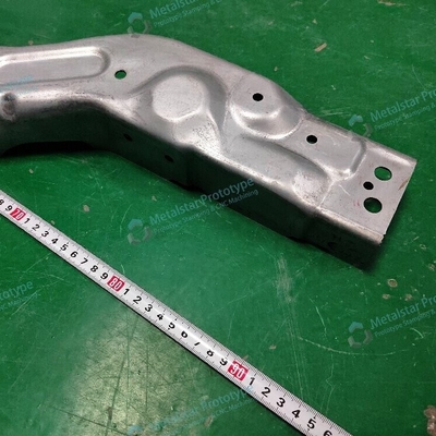 2.0mm SAPH590-P 자동차용 철형 원형 금속 스탬핑