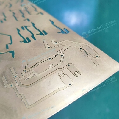 0.10mm ~ 20.0mm 청와대 및 금속에 대한 사용자 정의 레이저 절단 서비스